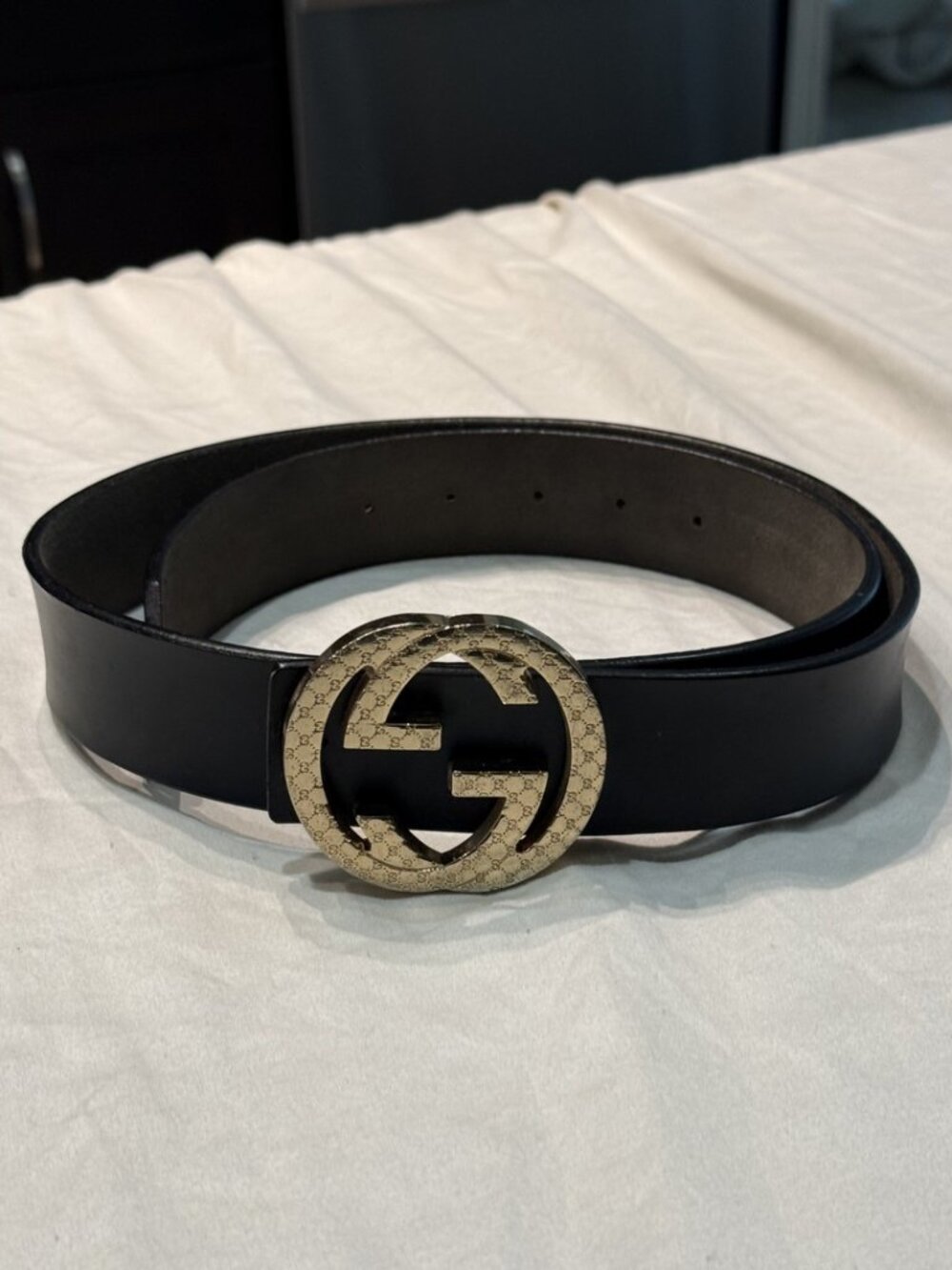 Gucci Interlocking GG Engraved Buckle Belt Black Leather Gold Size 44/110